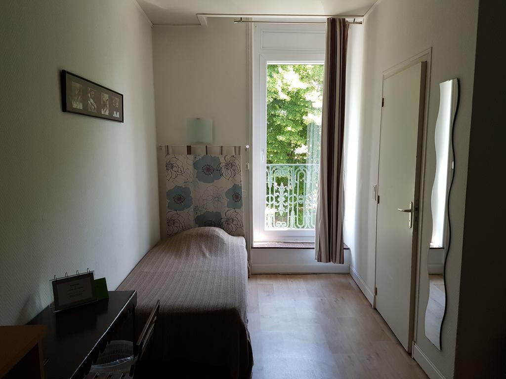 Hotel Des Poetes Avec Parking Sur Reservation 贝济耶 外观 照片